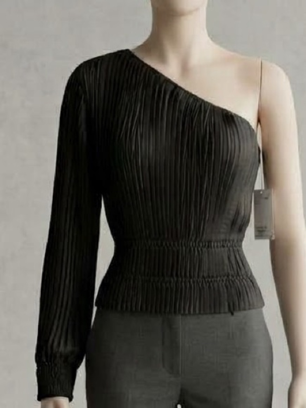 NWT Mango One-Shoulder Black Pleated Top